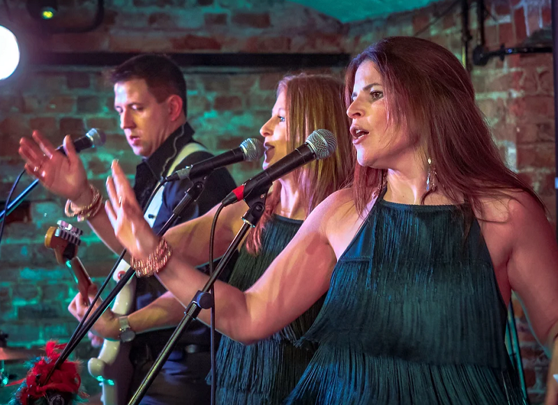 Wedding Band Hurst Twyford Berkshire